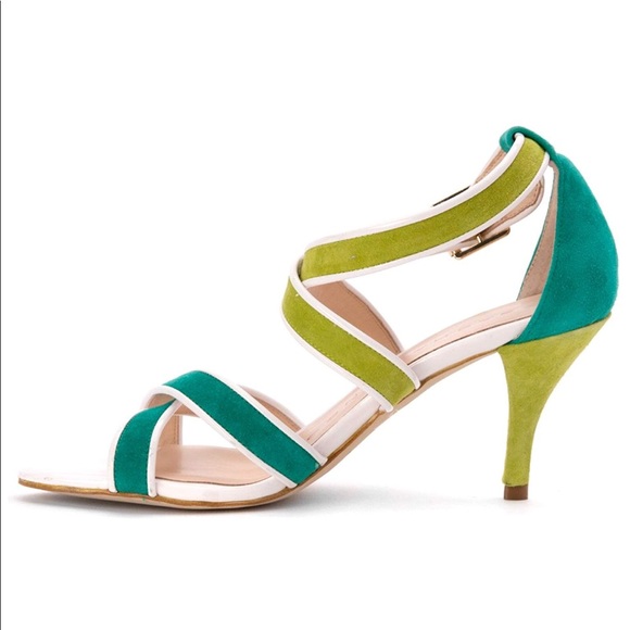 NIB Colorblock Strappy Kitten Heel Sandals - Picture 3 of 4